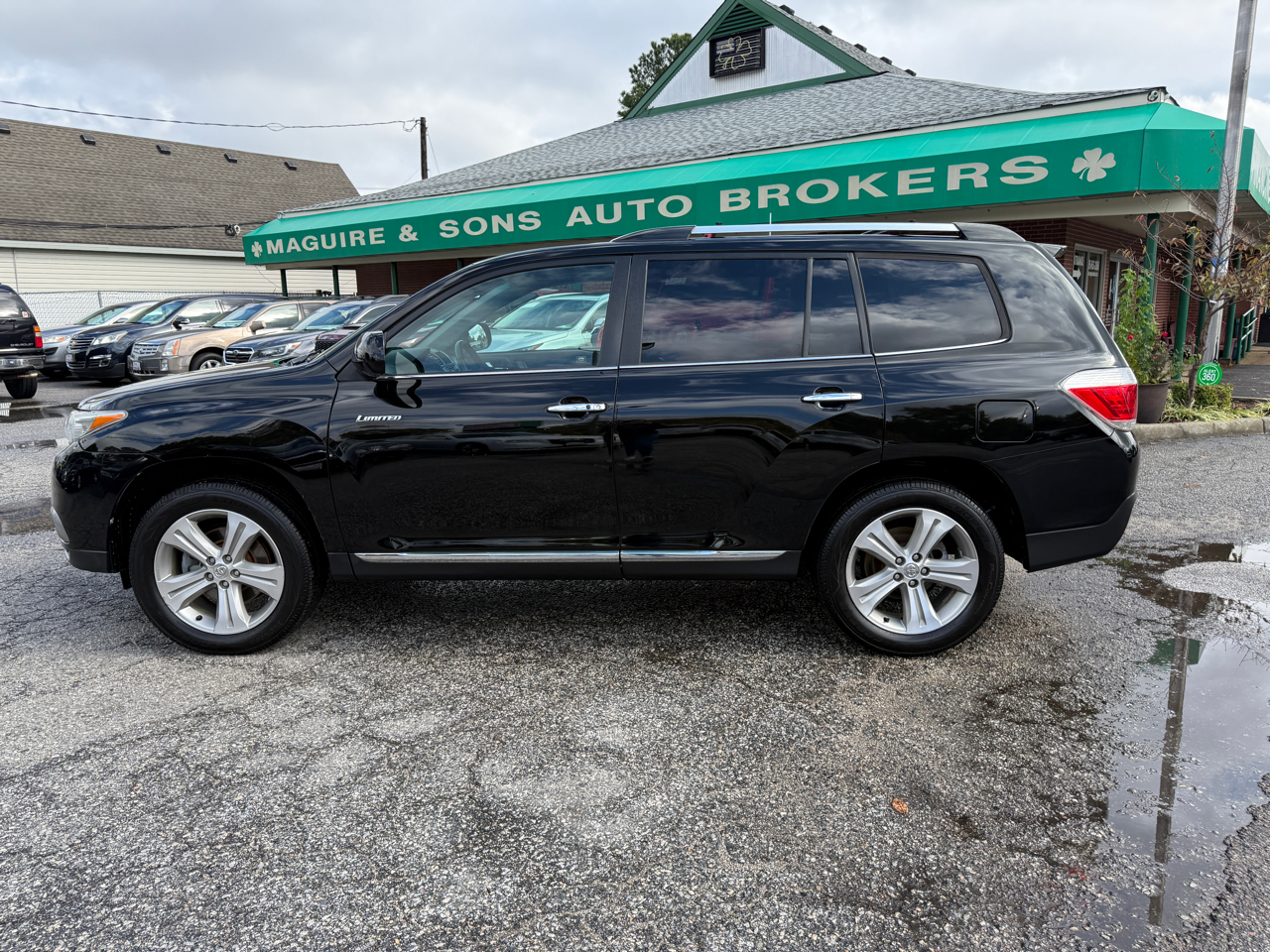 Toyota Highlander 4WD 4dr V6 Limited (Natl) 2013