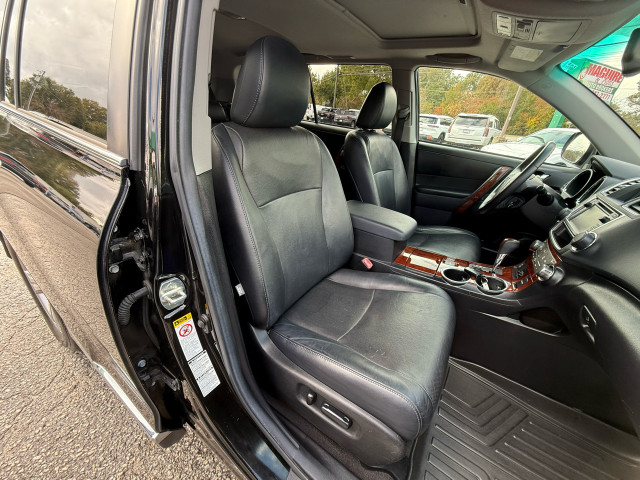 Toyota Highlander 4WD 4dr V6 Limited (Natl) 2013