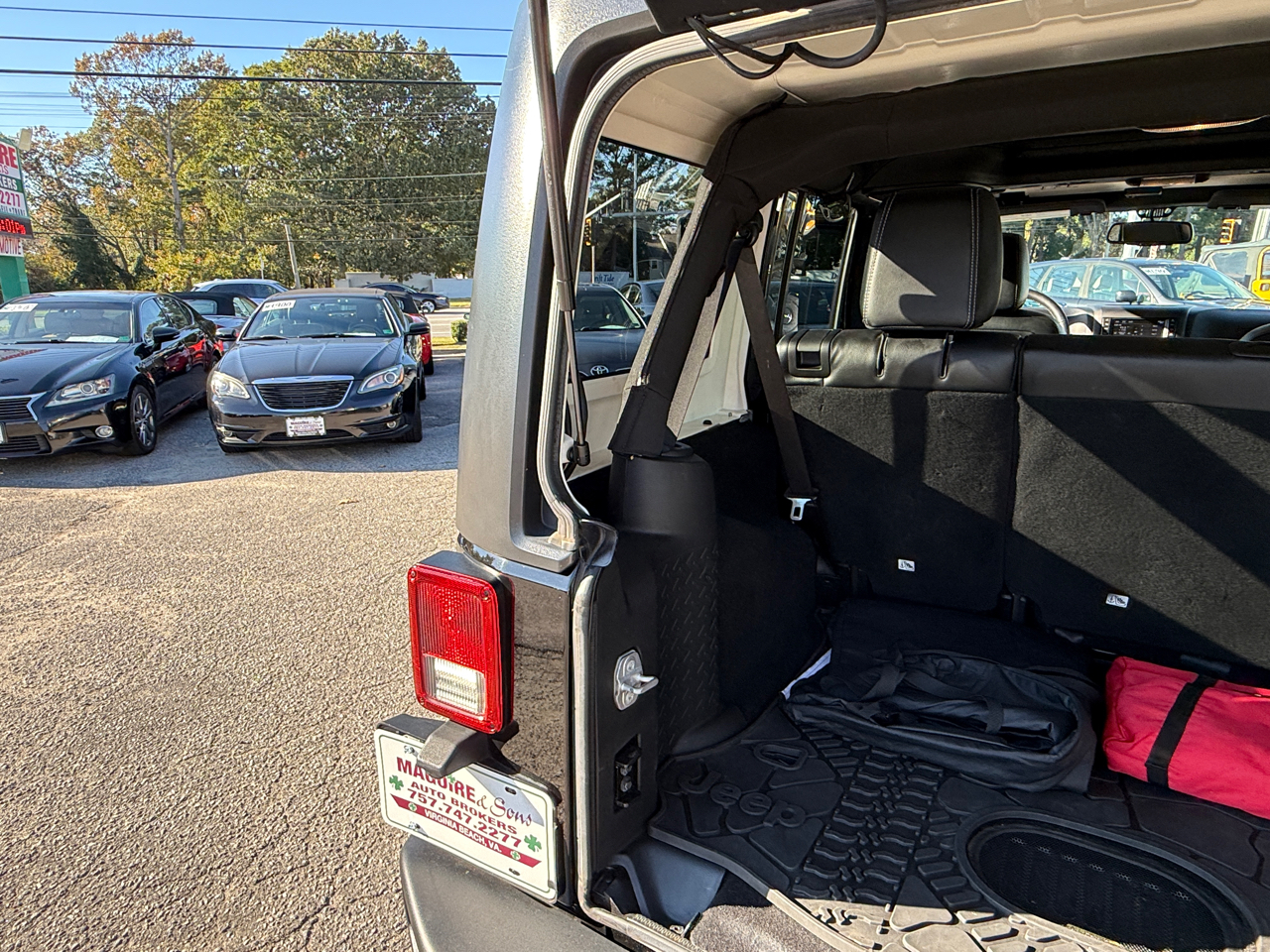 Jeep Wrangler Unlimited Rubicon Hard Rock 4x4 *Ltd Avail* 2017