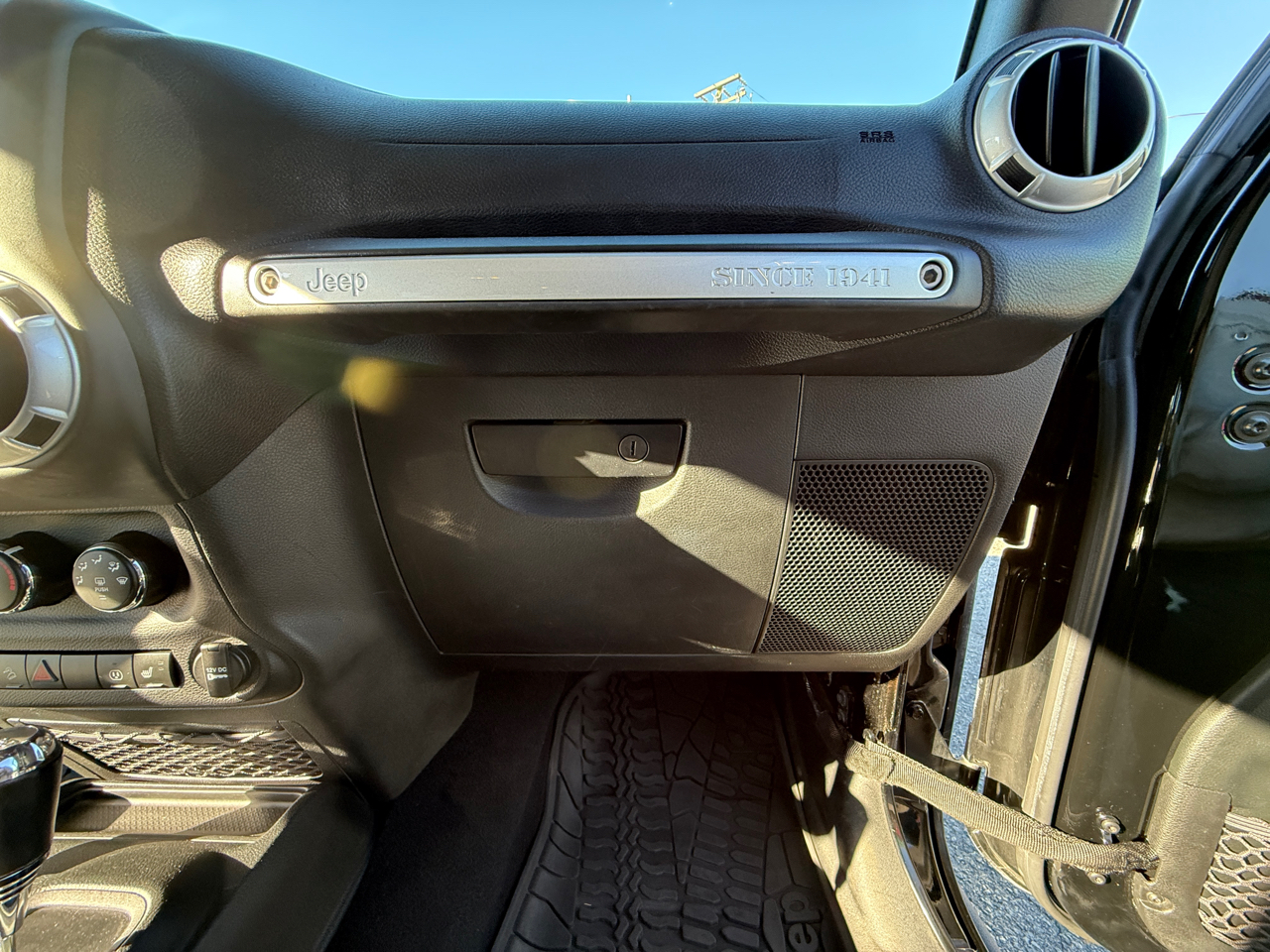 Jeep Wrangler Unlimited Rubicon Hard Rock 4x4 *Ltd Avail* 2017