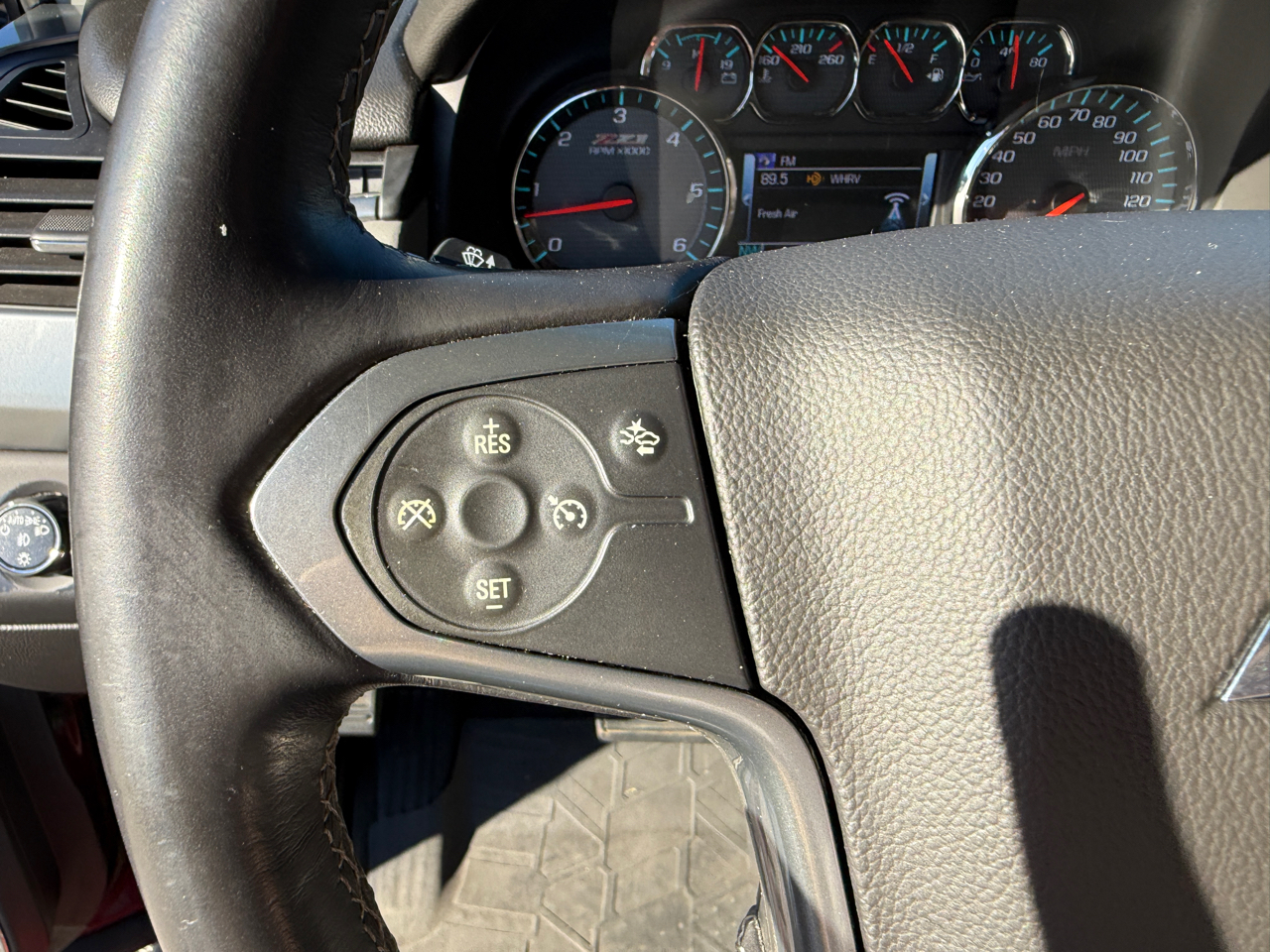 Chevrolet Tahoe 4WD 4dr LT 2017