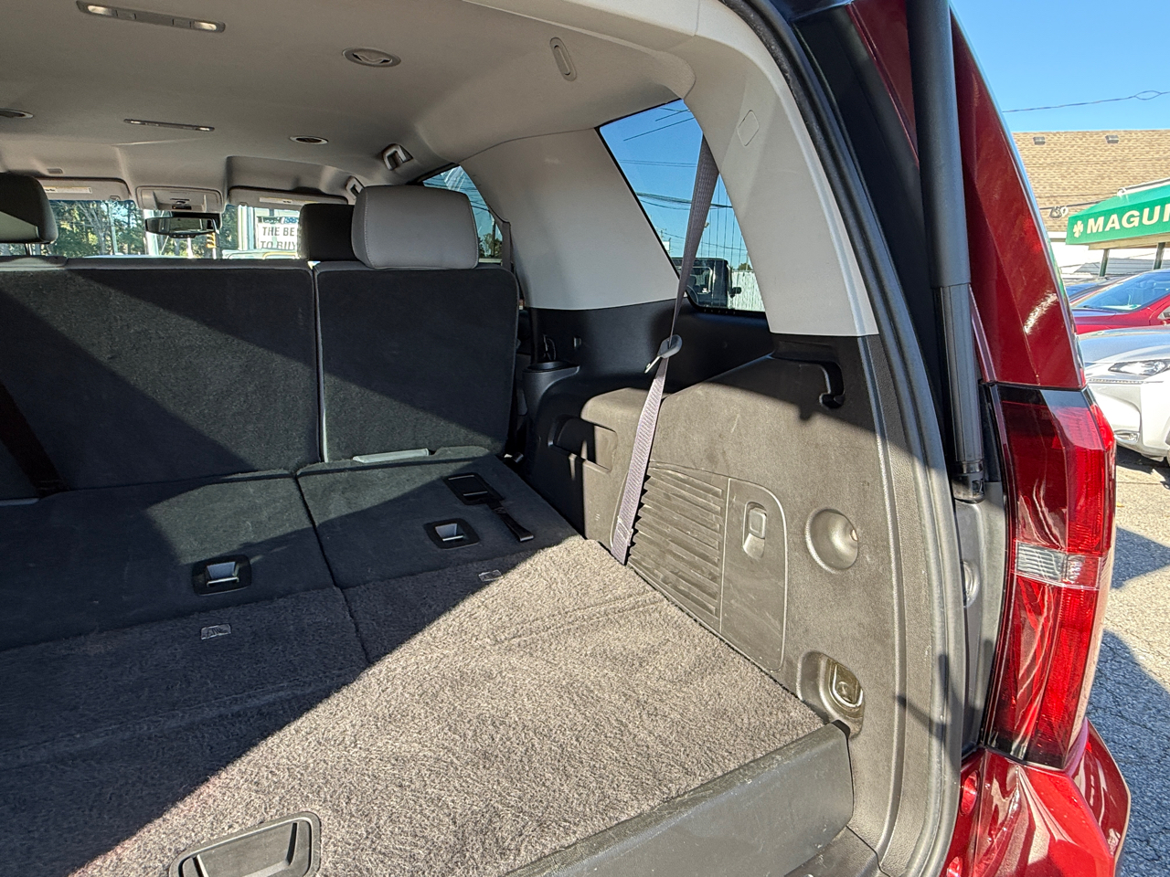 Chevrolet Tahoe 4WD 4dr LT 2017