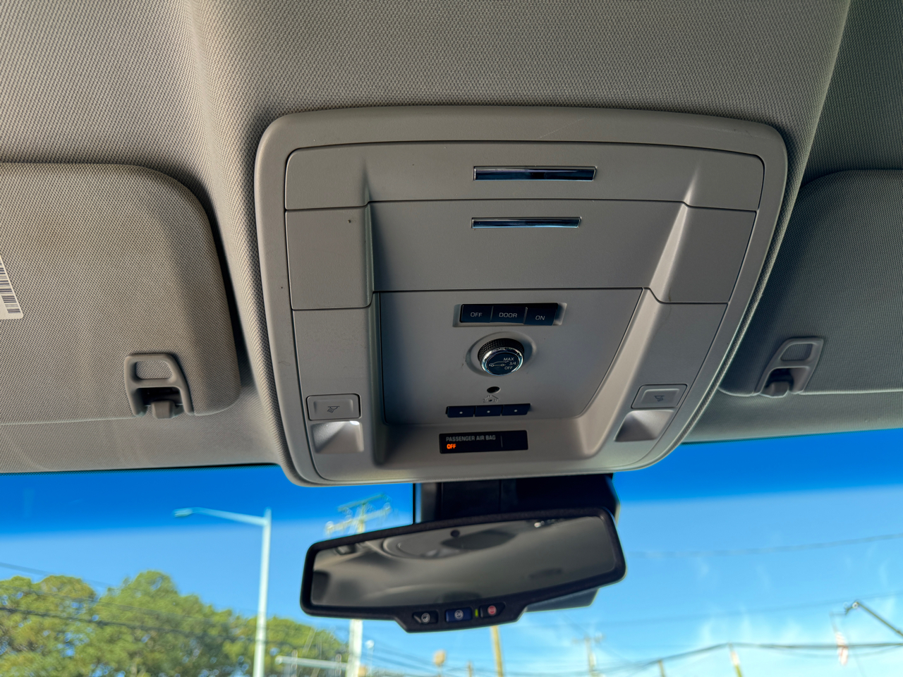 Chevrolet Tahoe 4WD 4dr LT 2019