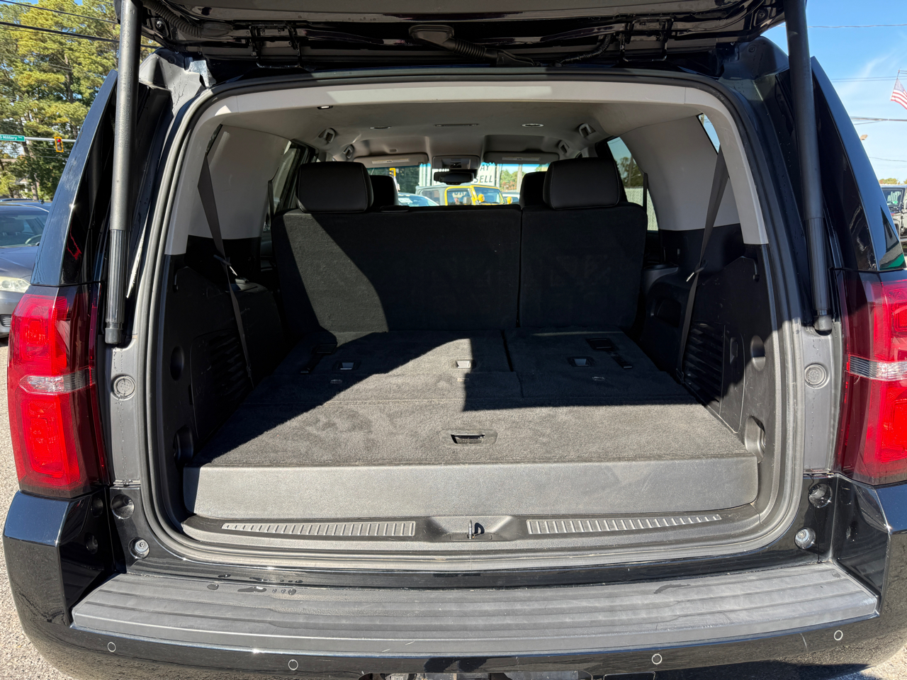 Chevrolet Tahoe 4WD 4dr LT 2019