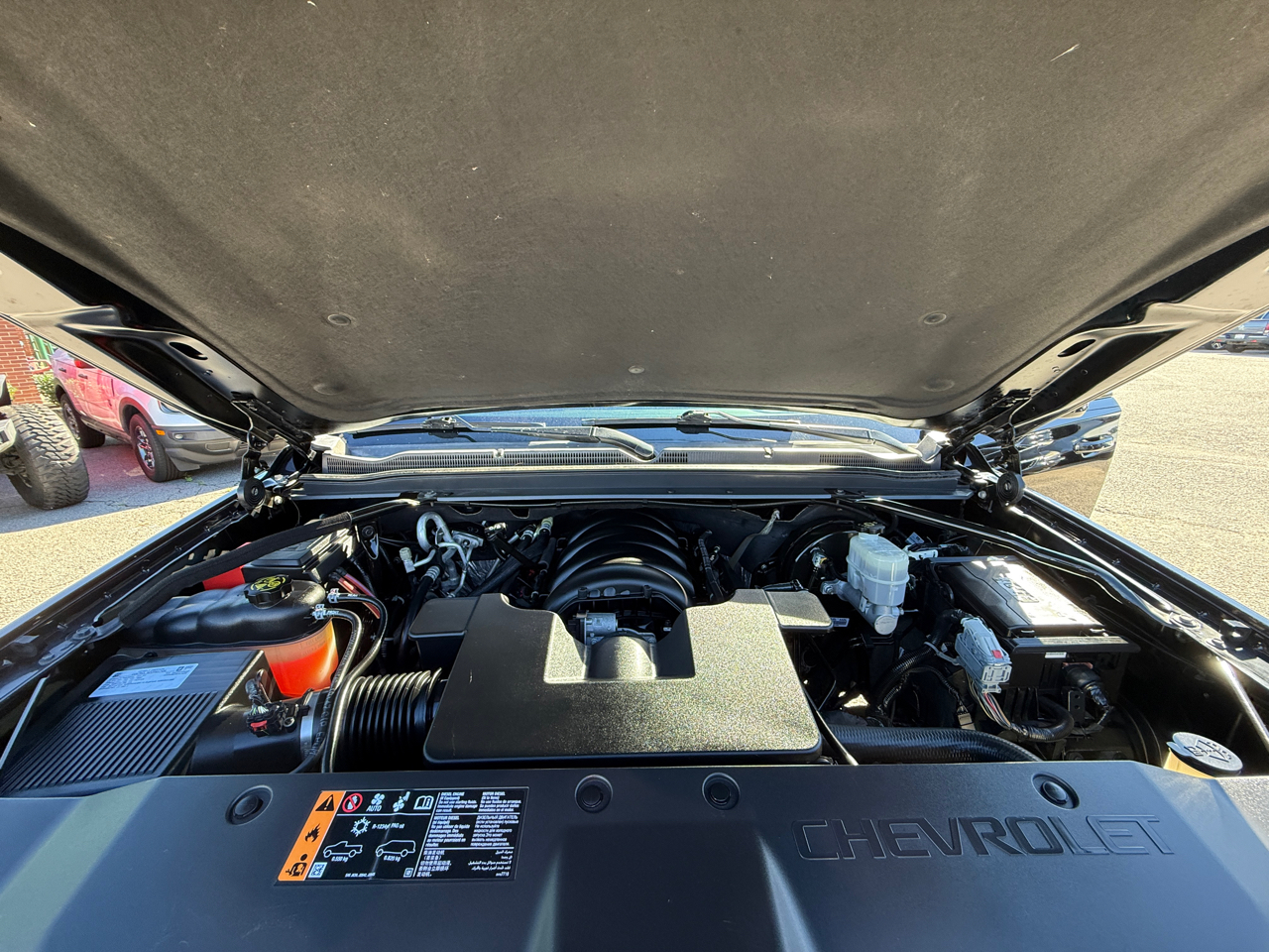 Chevrolet Tahoe 4WD 4dr LT 2019