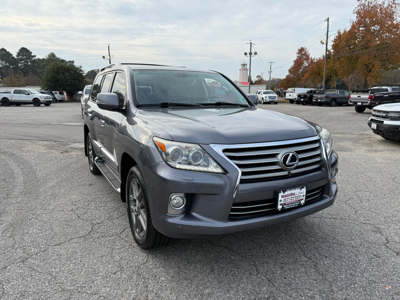 Lexus LX 570 4WD 4dr 2013