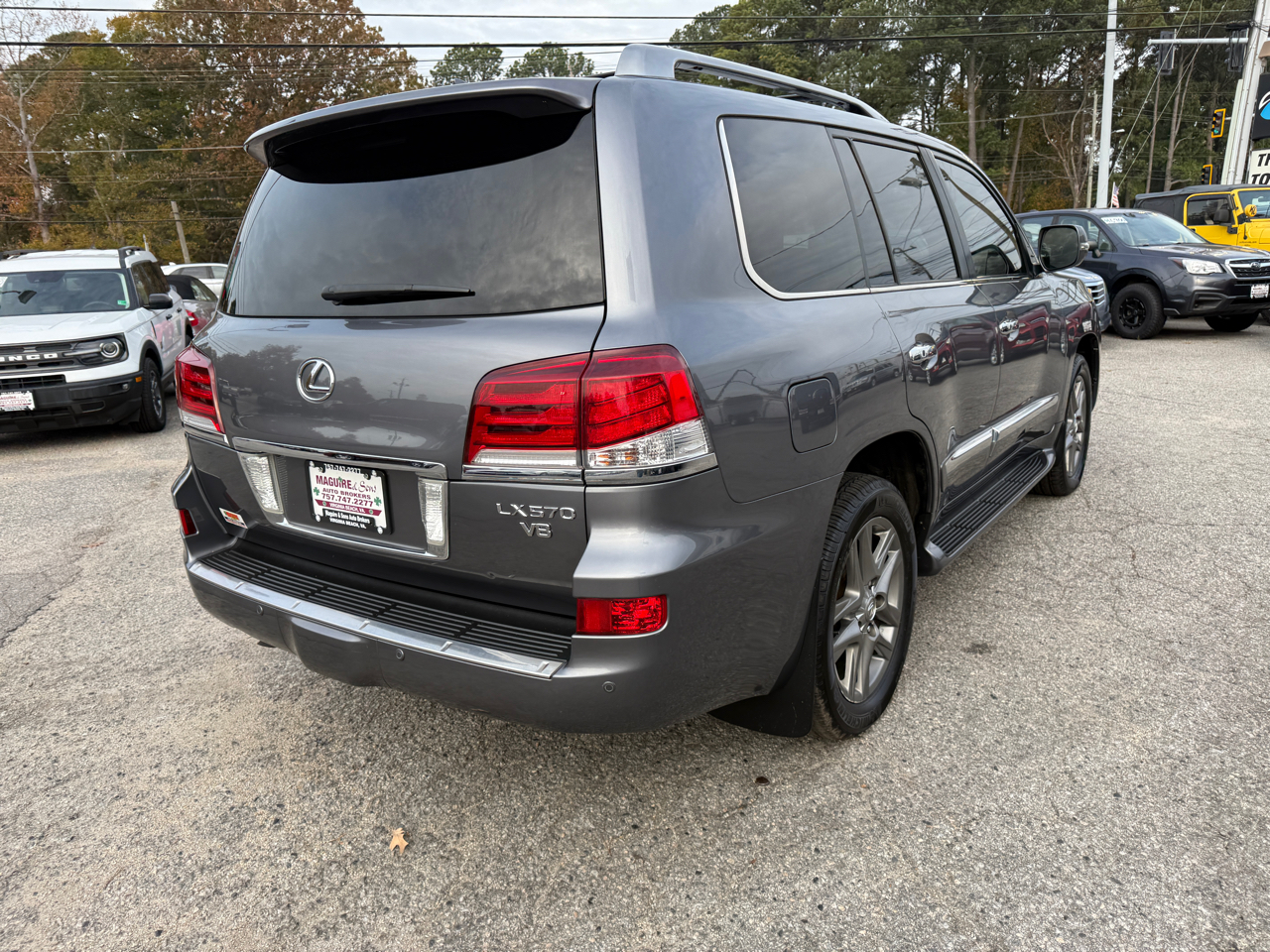 Lexus LX 570 4WD 4dr 2013