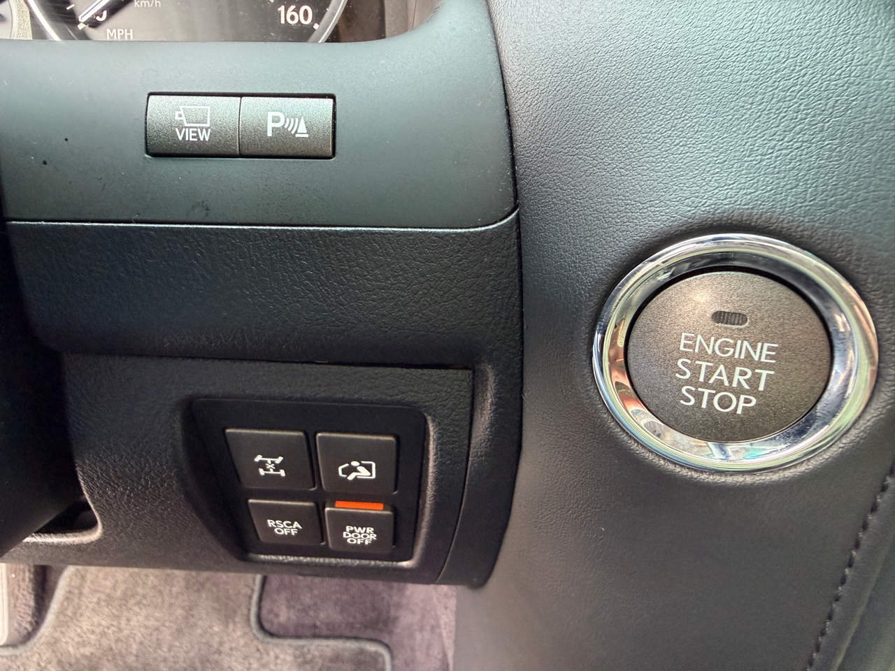 Lexus LX 570 4WD 4dr 2013