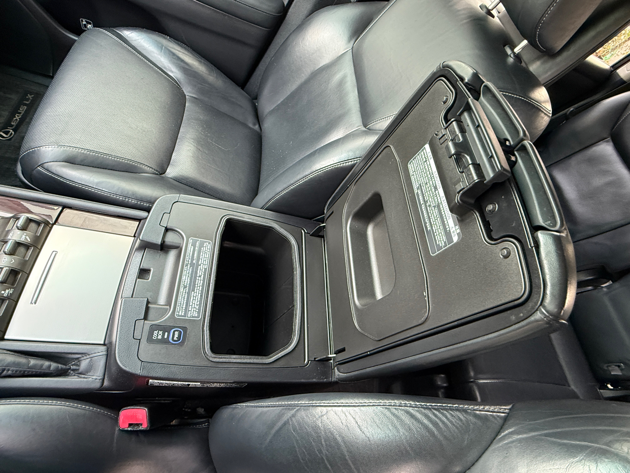 Lexus LX 570 4WD 4dr 2013