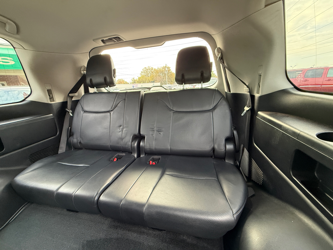 Lexus LX 570 4WD 4dr 2013