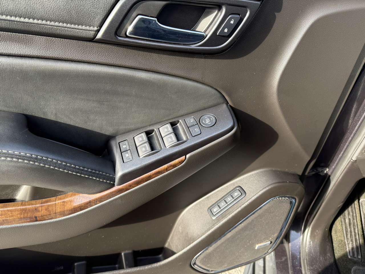 Chevrolet Tahoe 4WD 4dr LT 2017