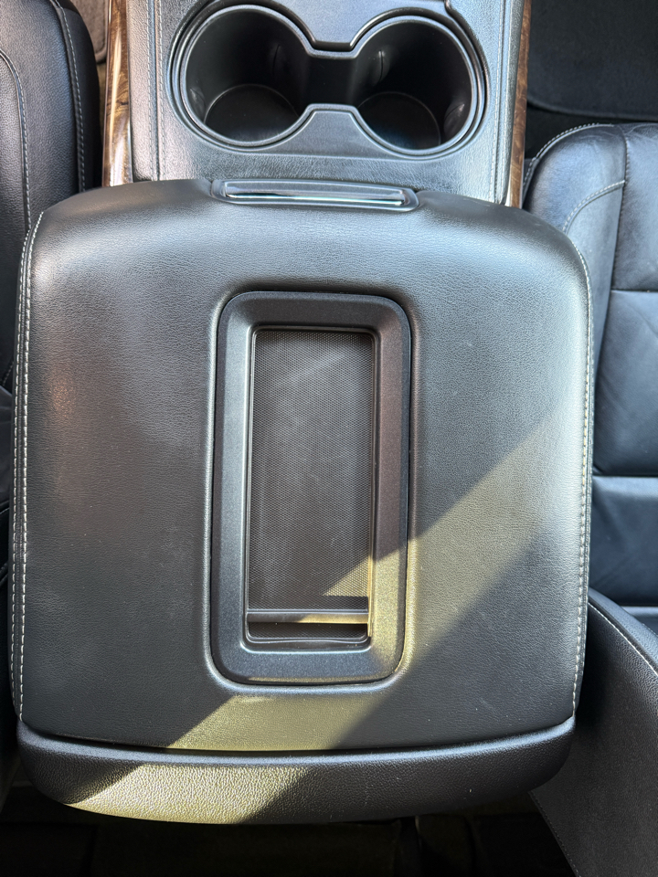 Chevrolet Tahoe 4WD 4dr LT 2017