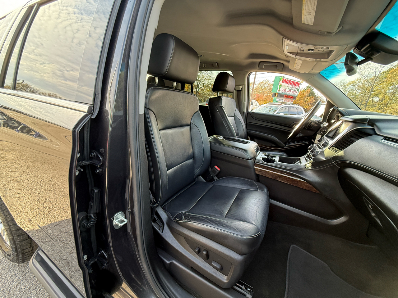 Chevrolet Tahoe 4WD 4dr LT 2017