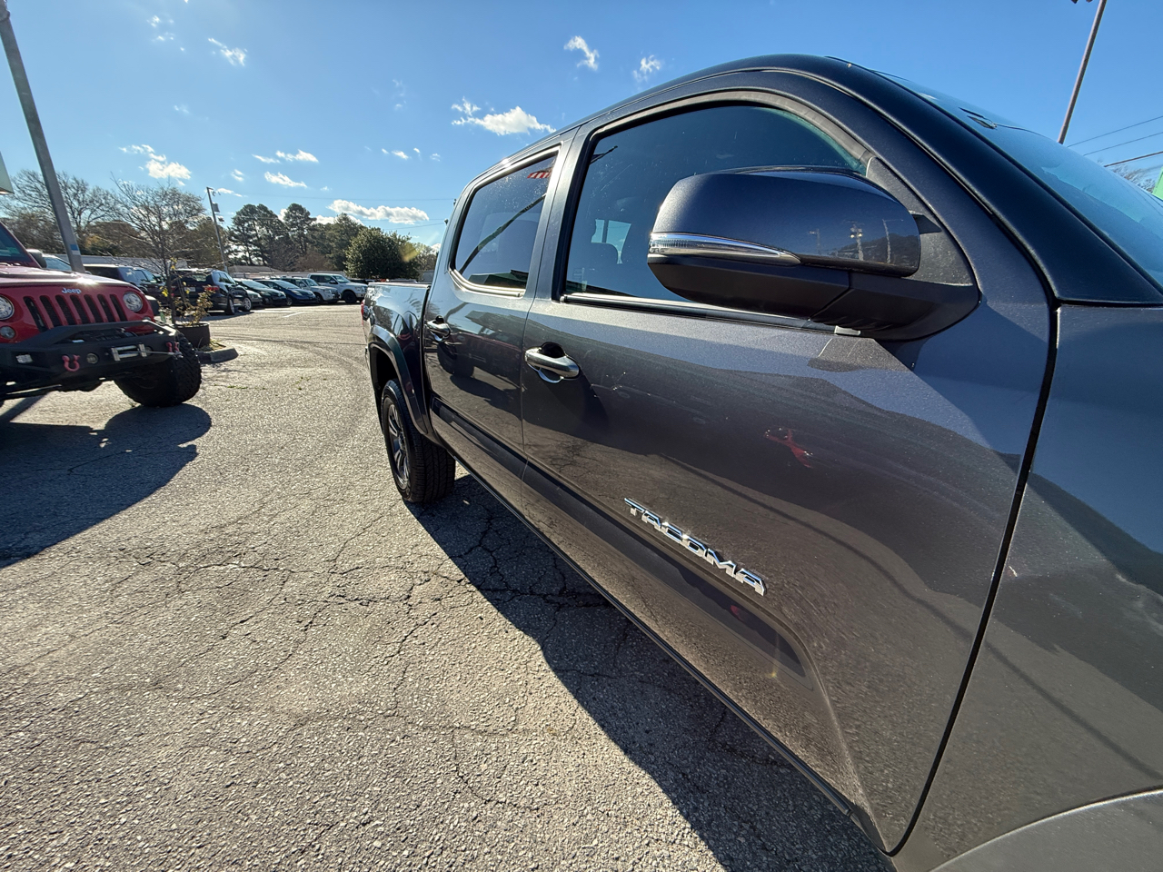 Toyota Tacoma 4WD TRD Sport Double Cab 5' Bed V6 AT (Natl) 2019