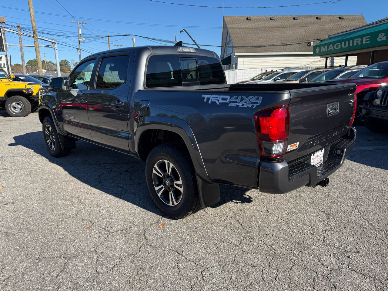 Toyota Tacoma 4WD TRD Sport Double Cab 5' Bed V6 AT (Natl) 2019