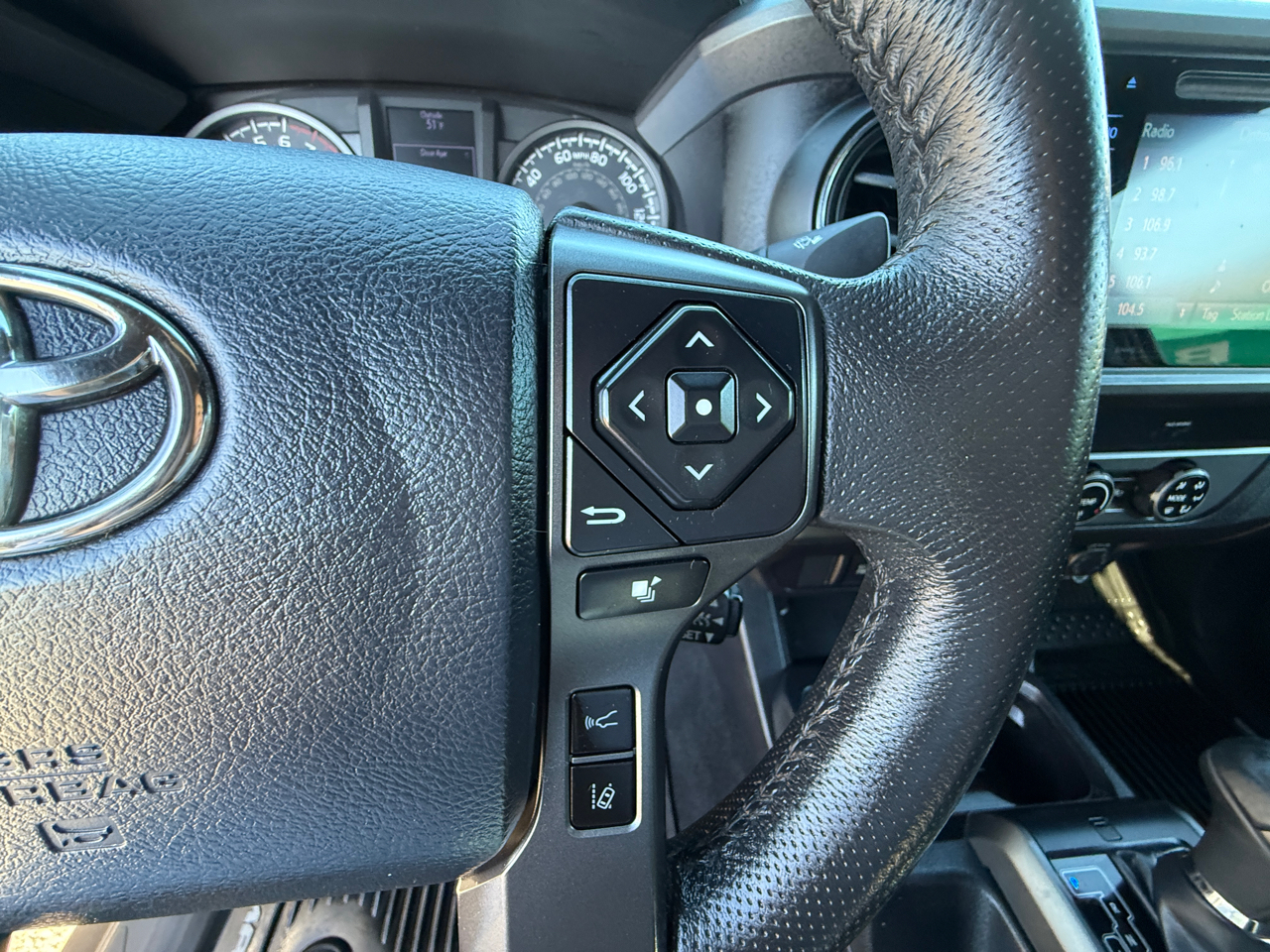 Toyota Tacoma 4WD TRD Sport Double Cab 5' Bed V6 AT (Natl) 2019