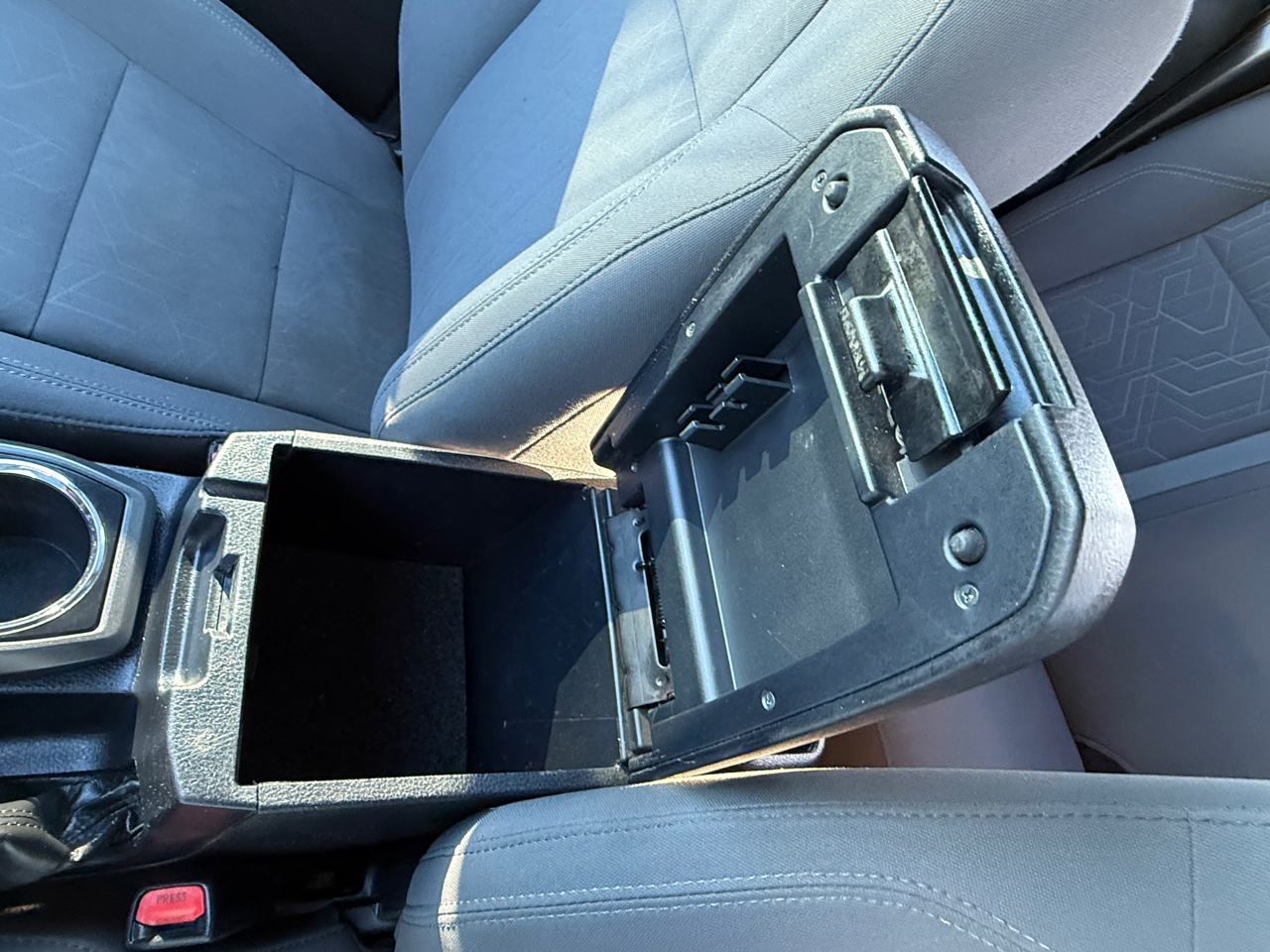 Toyota Tacoma 4WD TRD Sport Double Cab 5' Bed V6 AT (Natl) 2019