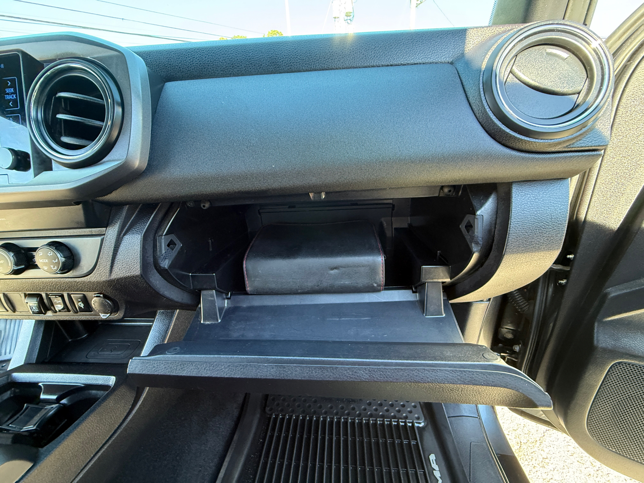 Toyota Tacoma 4WD TRD Sport Double Cab 5' Bed V6 AT (Natl) 2019