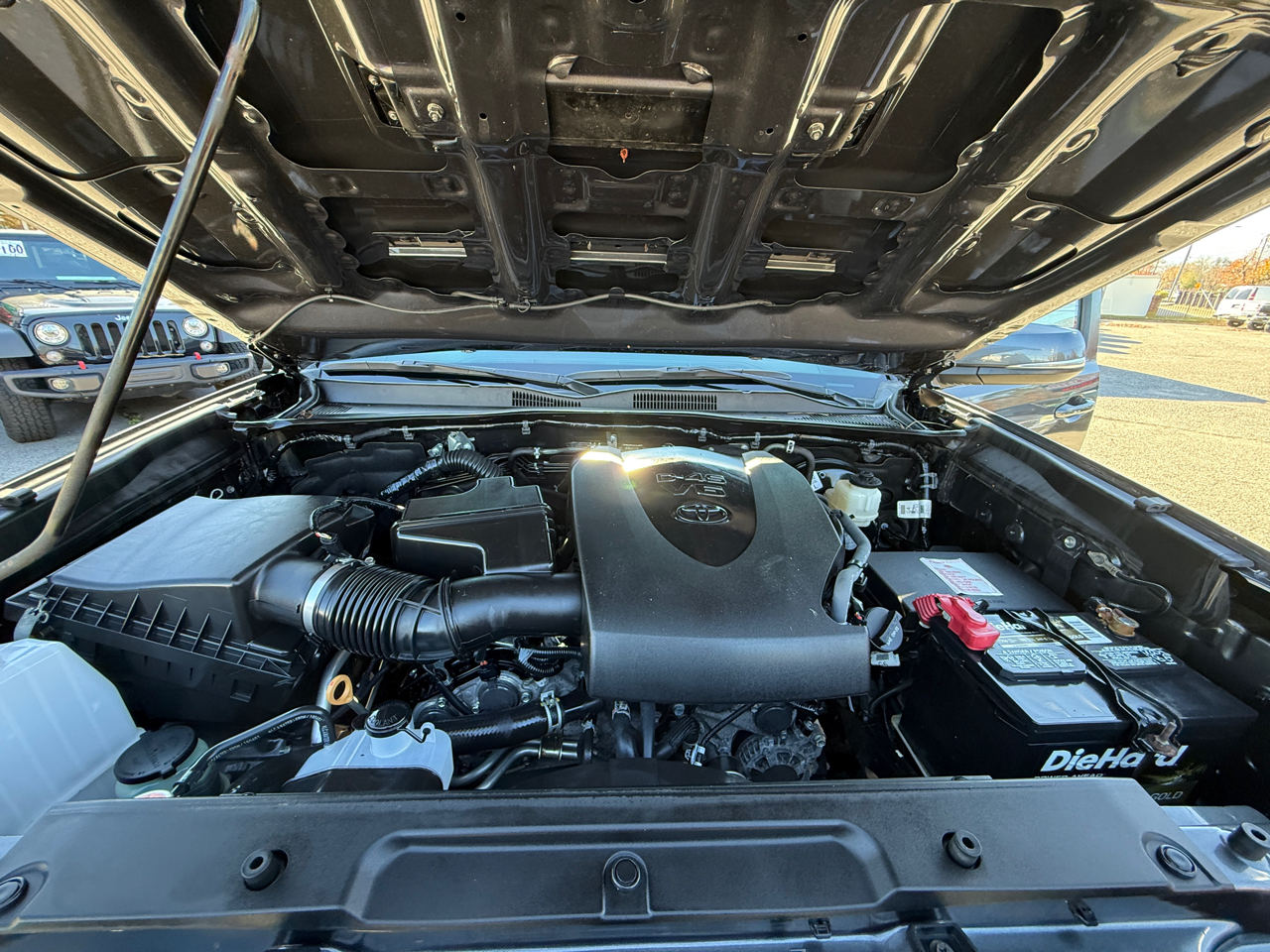 Toyota Tacoma 4WD TRD Sport Double Cab 5' Bed V6 AT (Natl) 2019