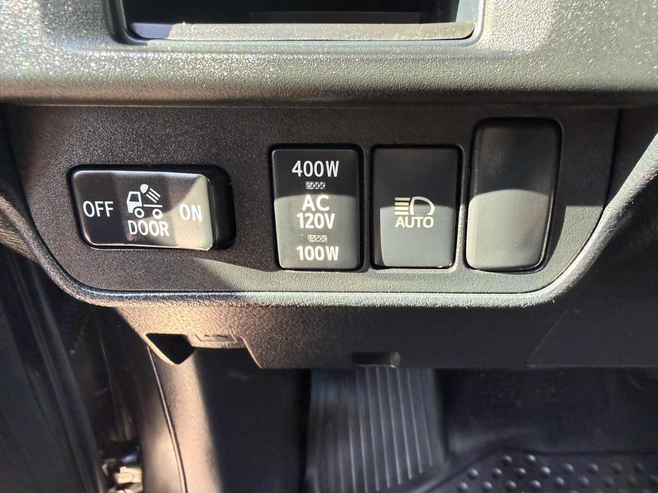 Toyota Tacoma 4WD TRD Sport Double Cab 5' Bed V6 AT (Natl) 2019