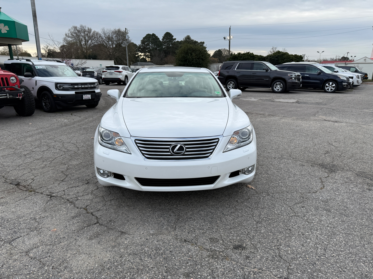 Lexus LS 460 Luxury Sedan AWD 2012