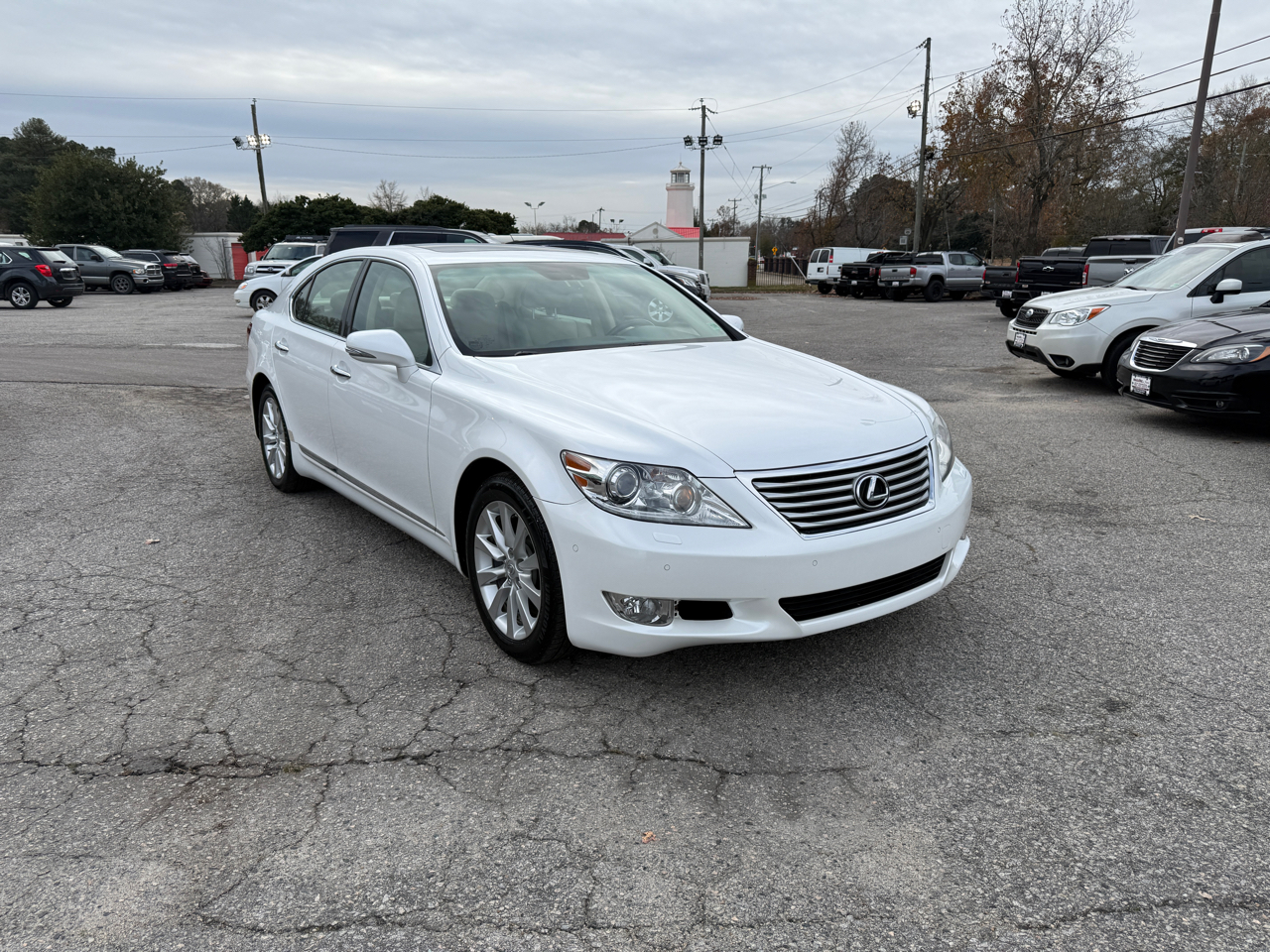 Lexus LS 460 Luxury Sedan AWD 2012