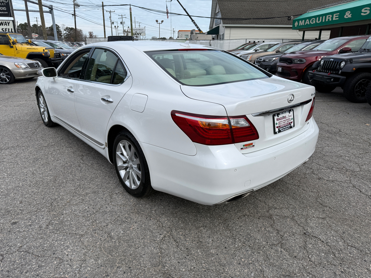 Lexus LS 460 Luxury Sedan AWD 2012