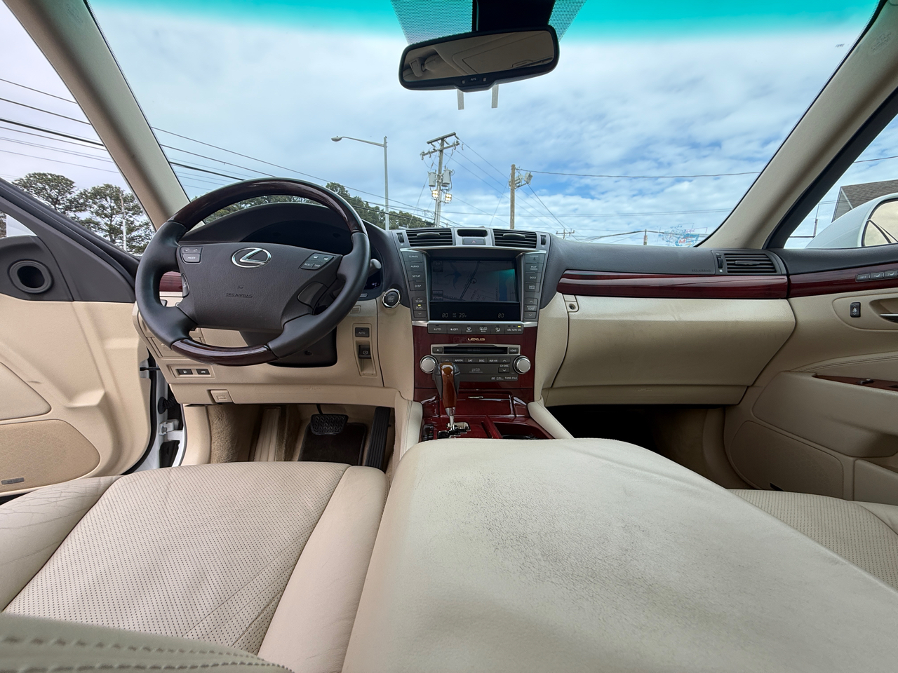 Lexus LS 460 Luxury Sedan AWD 2012