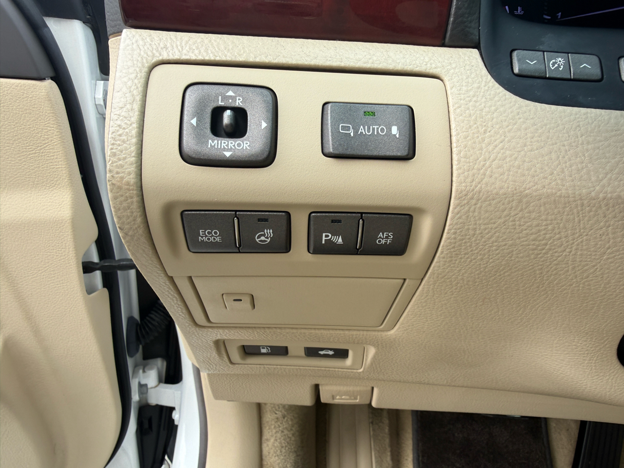 Lexus LS 460 Luxury Sedan AWD 2012