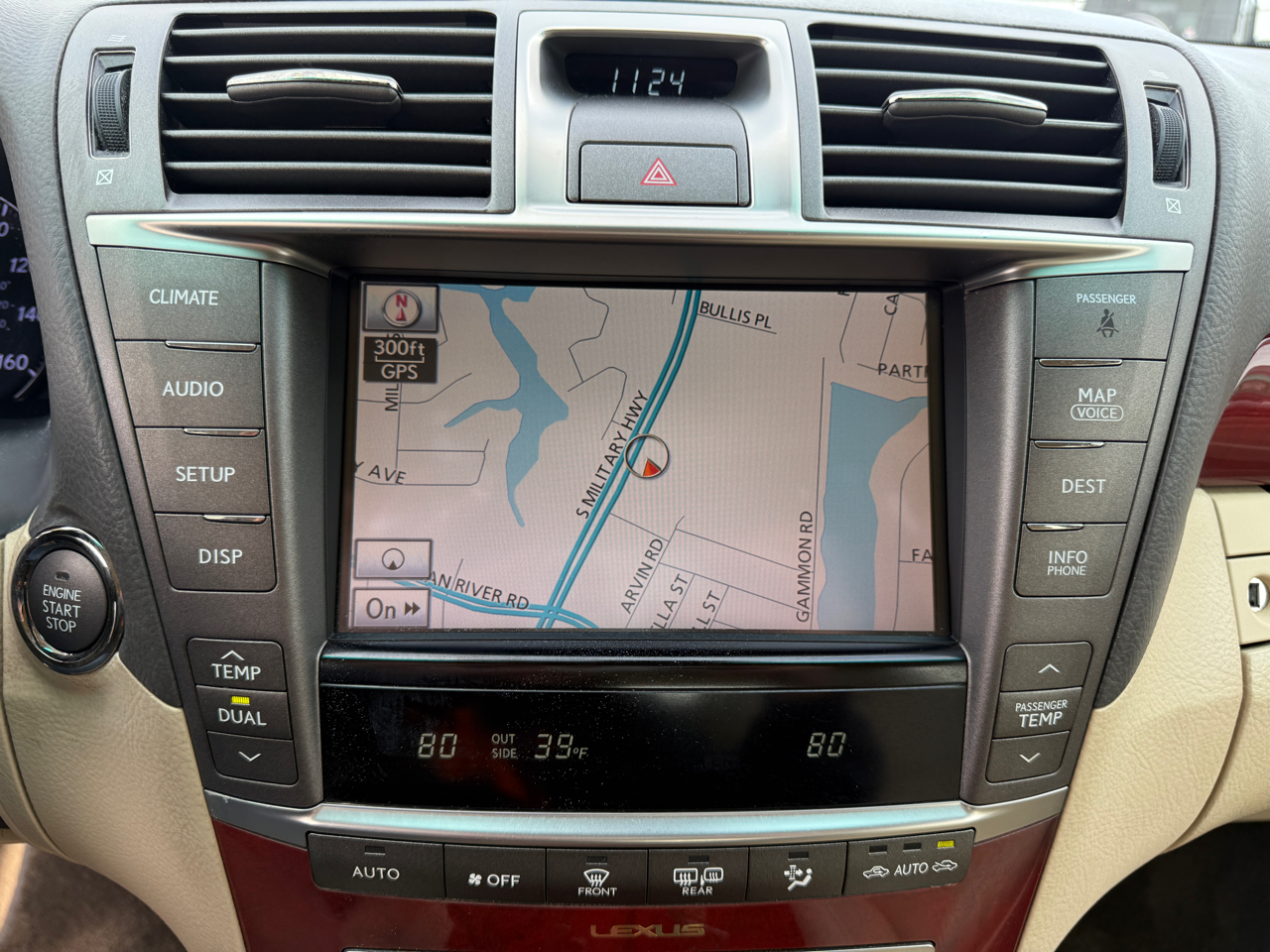 Lexus LS 460 Luxury Sedan AWD 2012