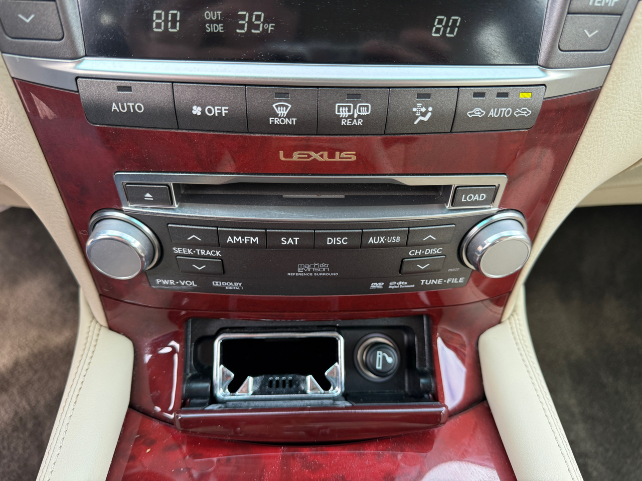 Lexus LS 460 Luxury Sedan AWD 2012