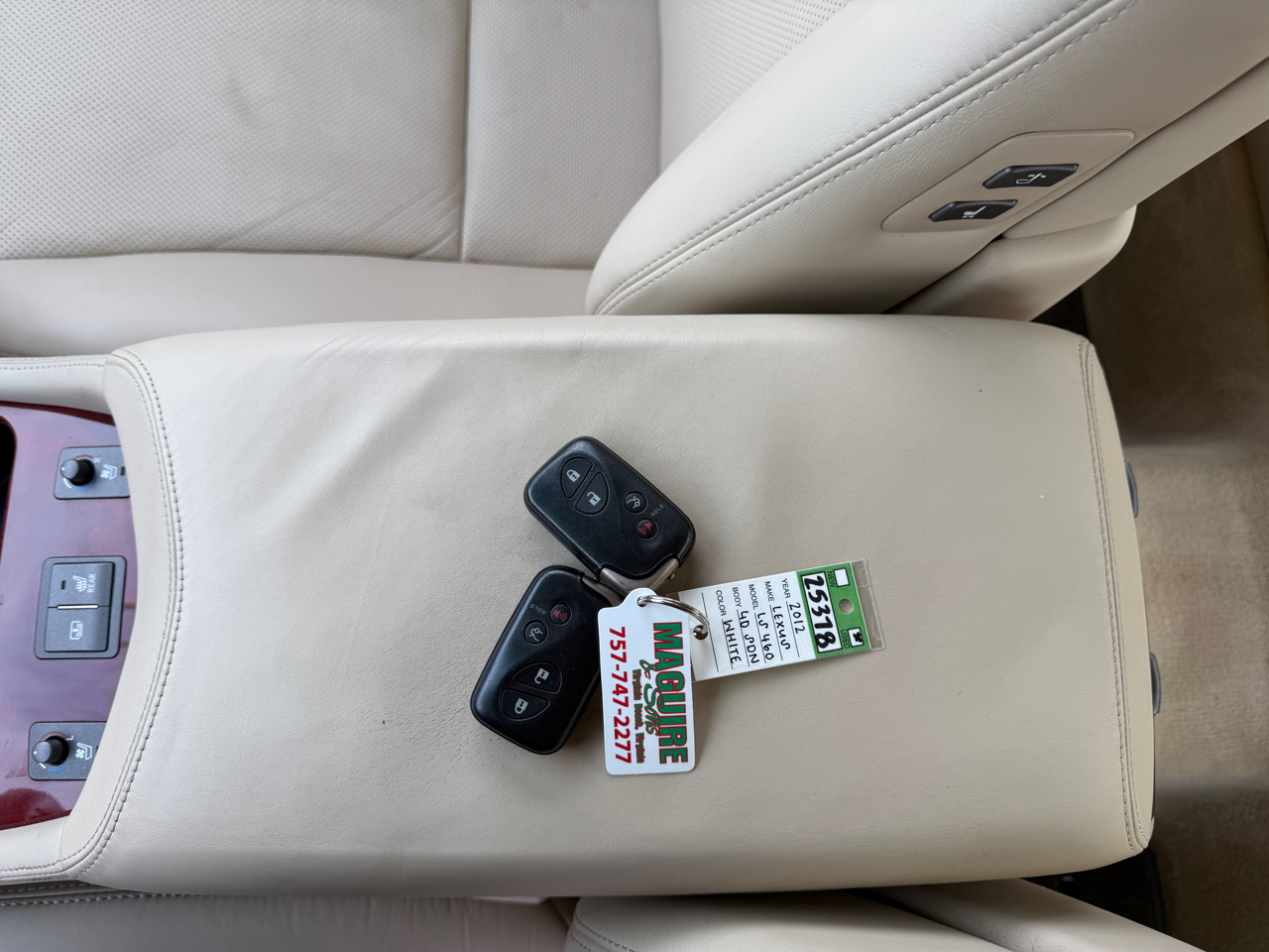 Lexus LS 460 Luxury Sedan AWD 2012