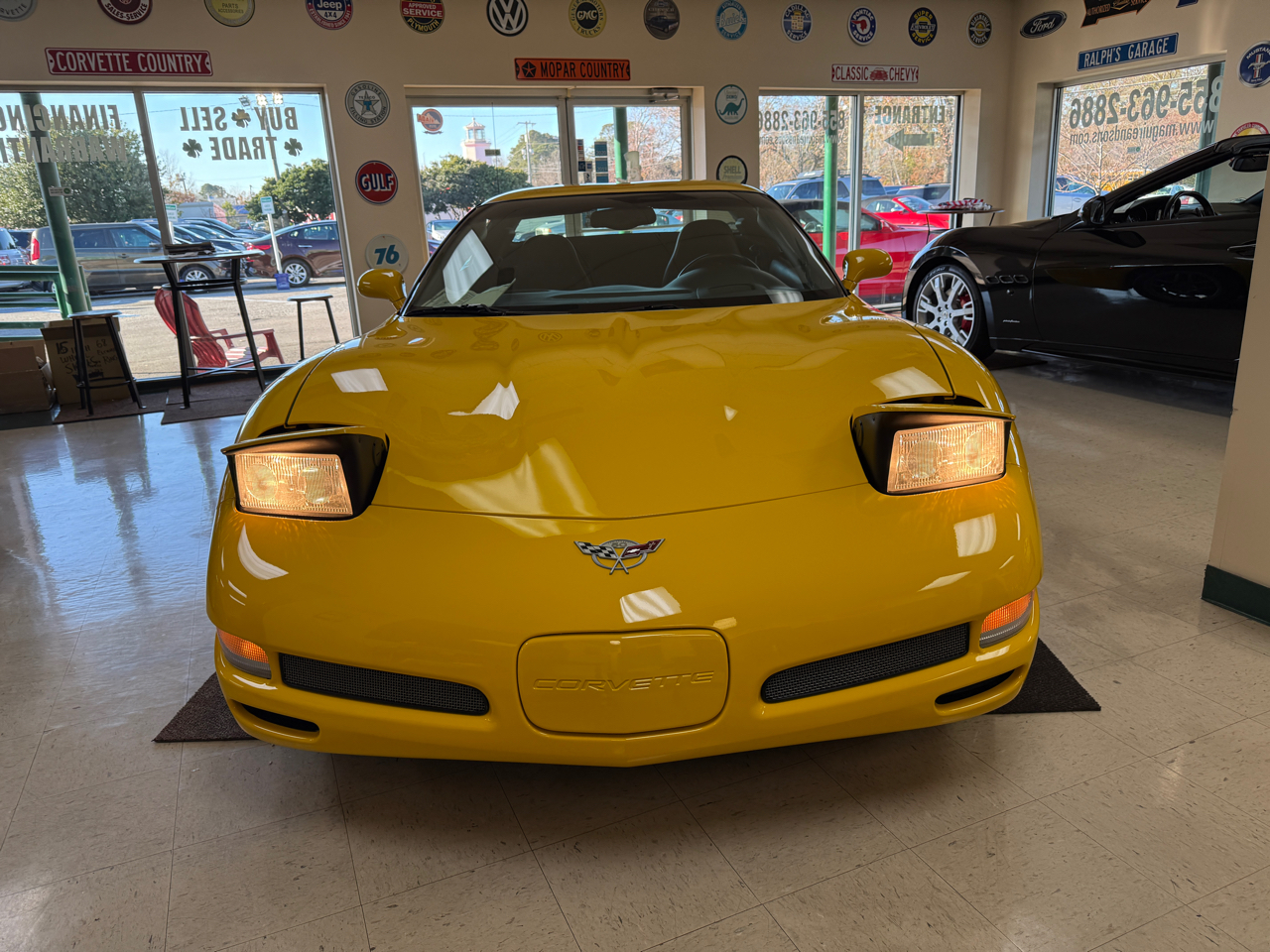 Chevrolet Corvette 2dr Z06 Hardtop 2003