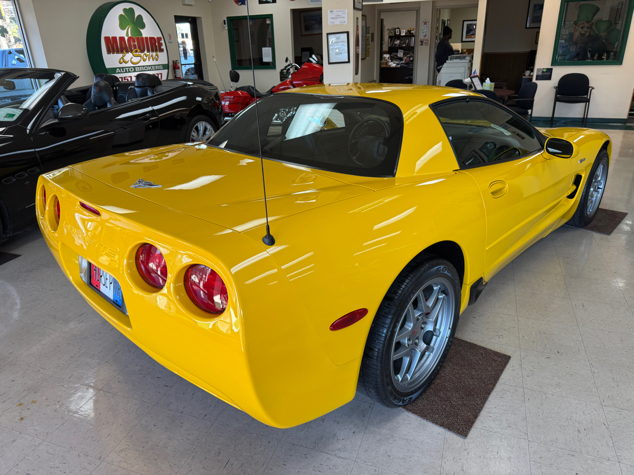 Chevrolet Corvette 2dr Z06 Hardtop 2003