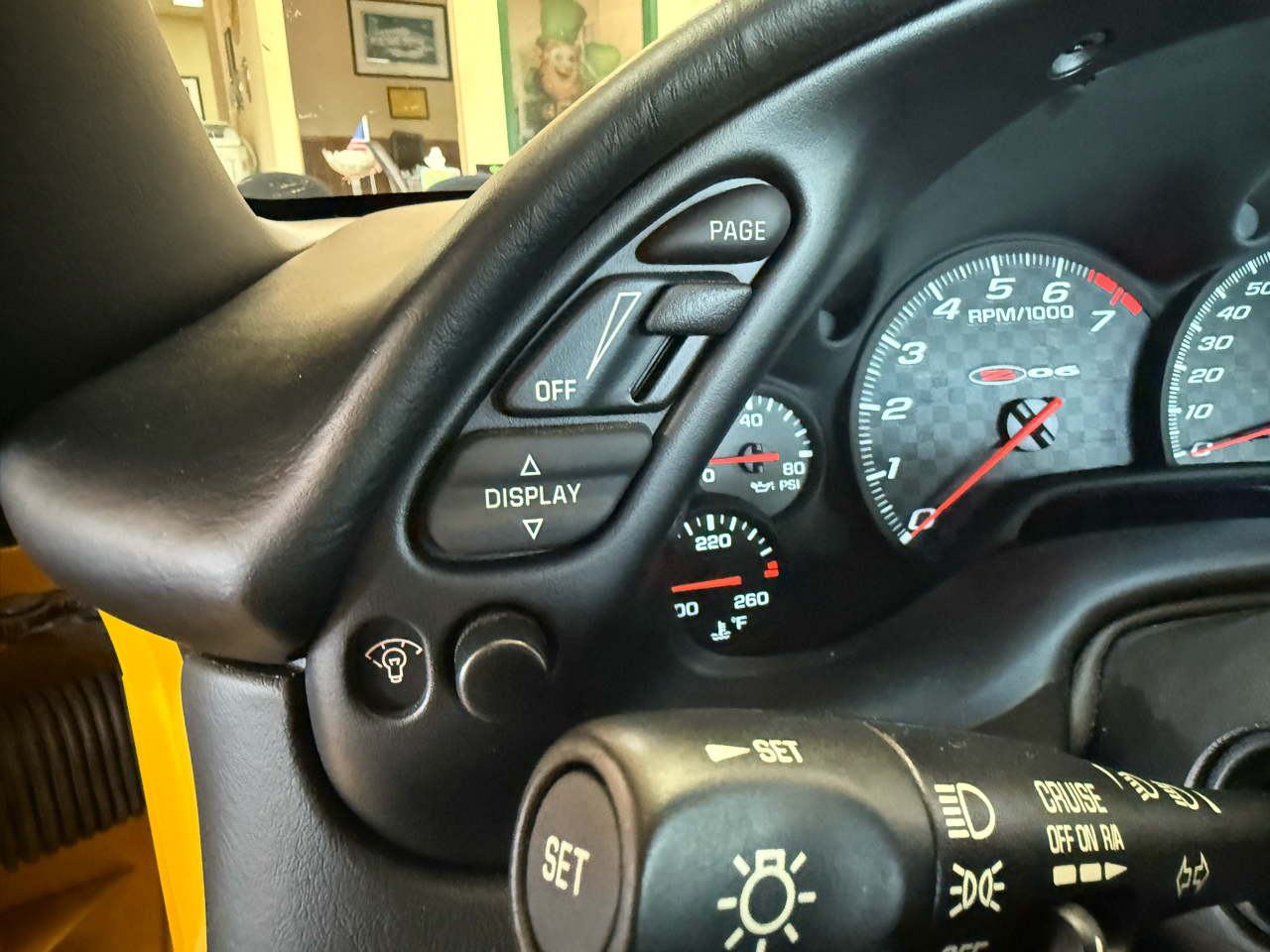 Chevrolet Corvette 2dr Z06 Hardtop 2003