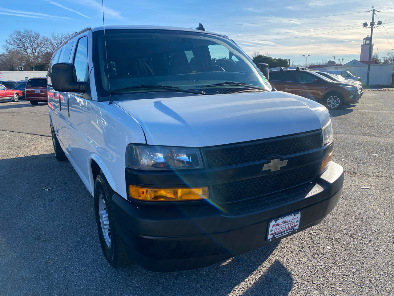 Chevrolet Express Passenger RWD 3500 155" LS 2019