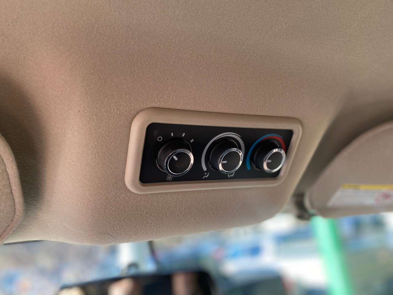 Chevrolet Express Passenger RWD 3500 155" LS 2019