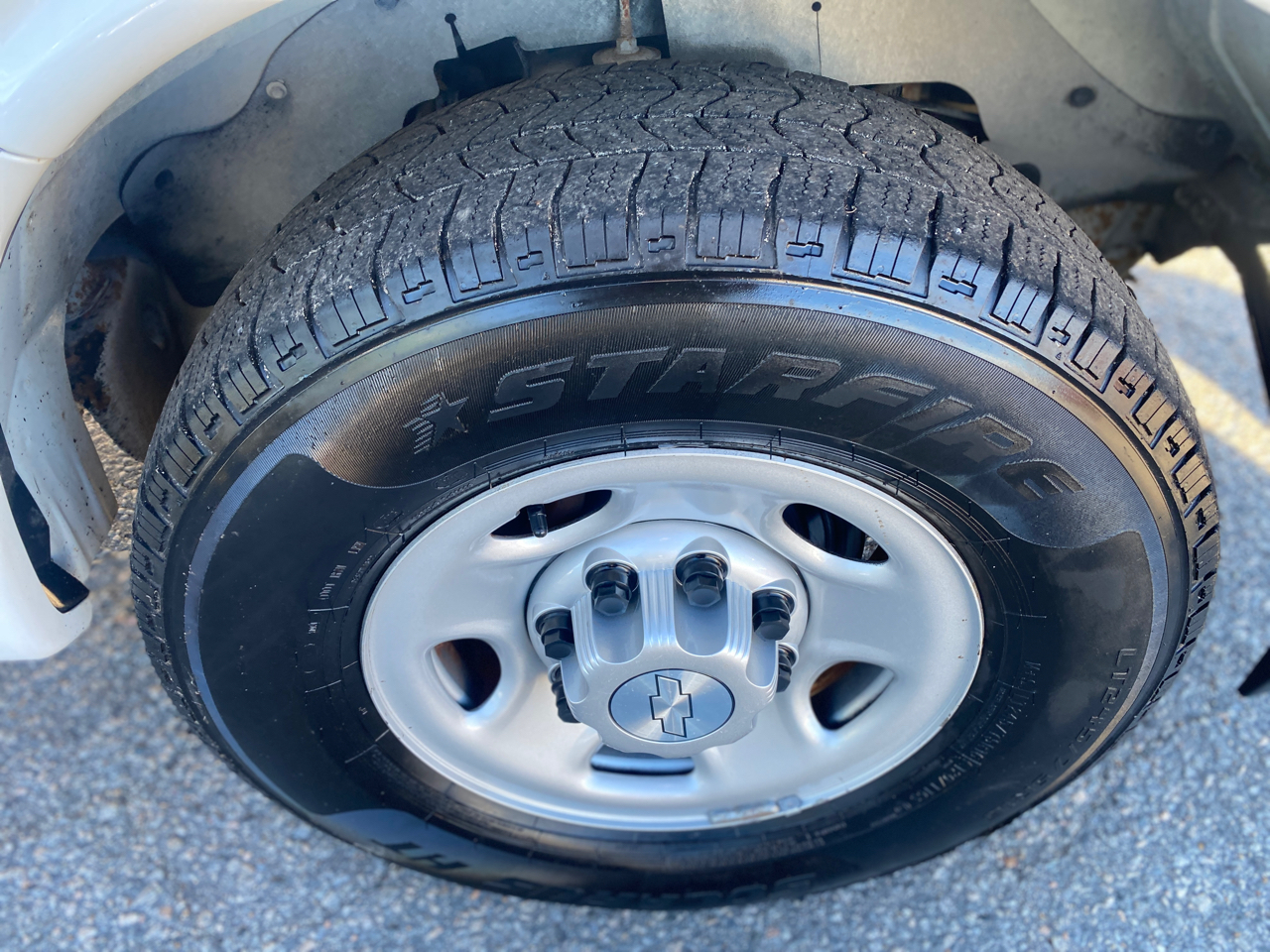 Chevrolet Express Passenger RWD 3500 155" LS 2019