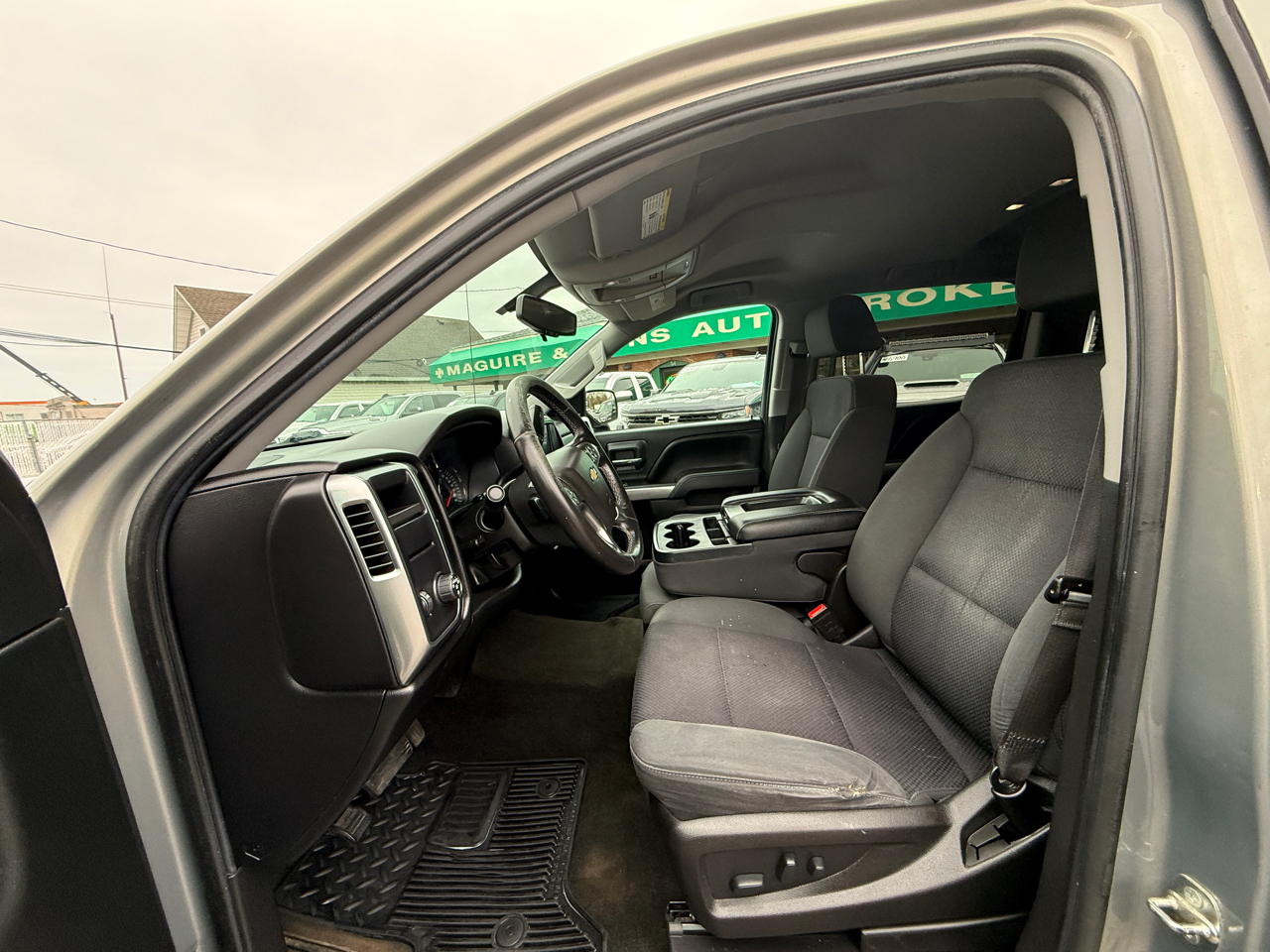 Chevrolet Silverado 1500 2WD Crew Cab 143.5" LT w/1LT 2017