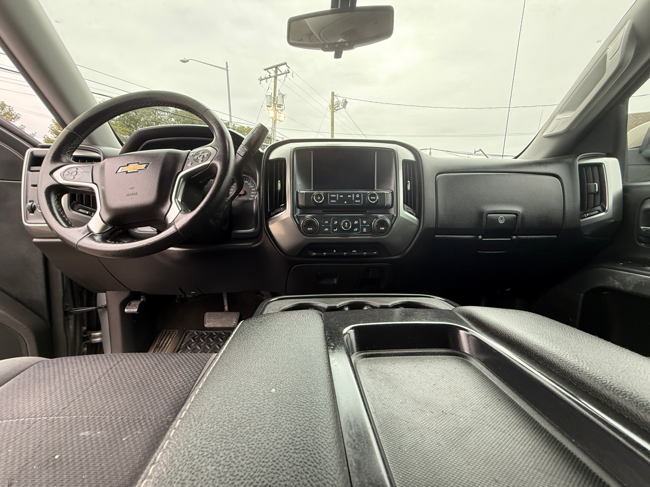 Chevrolet Silverado 1500 2WD Crew Cab 143.5" LT w/1LT 2017