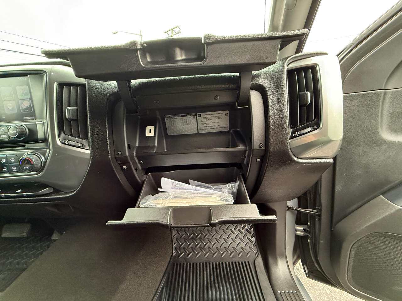 Chevrolet Silverado 1500 2WD Crew Cab 143.5" LT w/1LT 2017