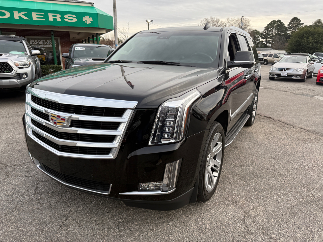 Cadillac Escalade 4WD 4dr Luxury 2019