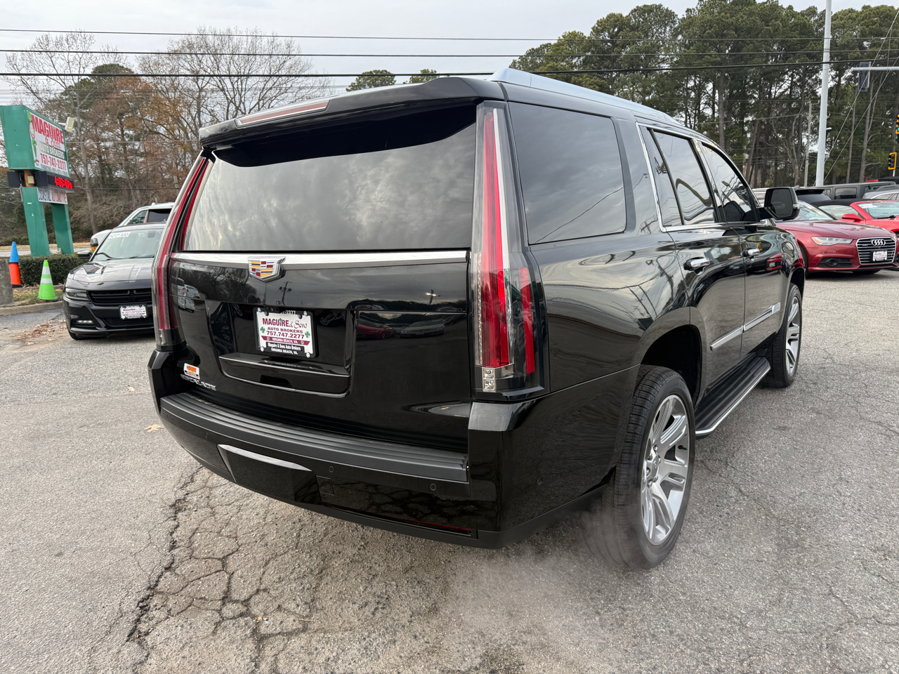Cadillac Escalade 4WD 4dr Luxury 2019
