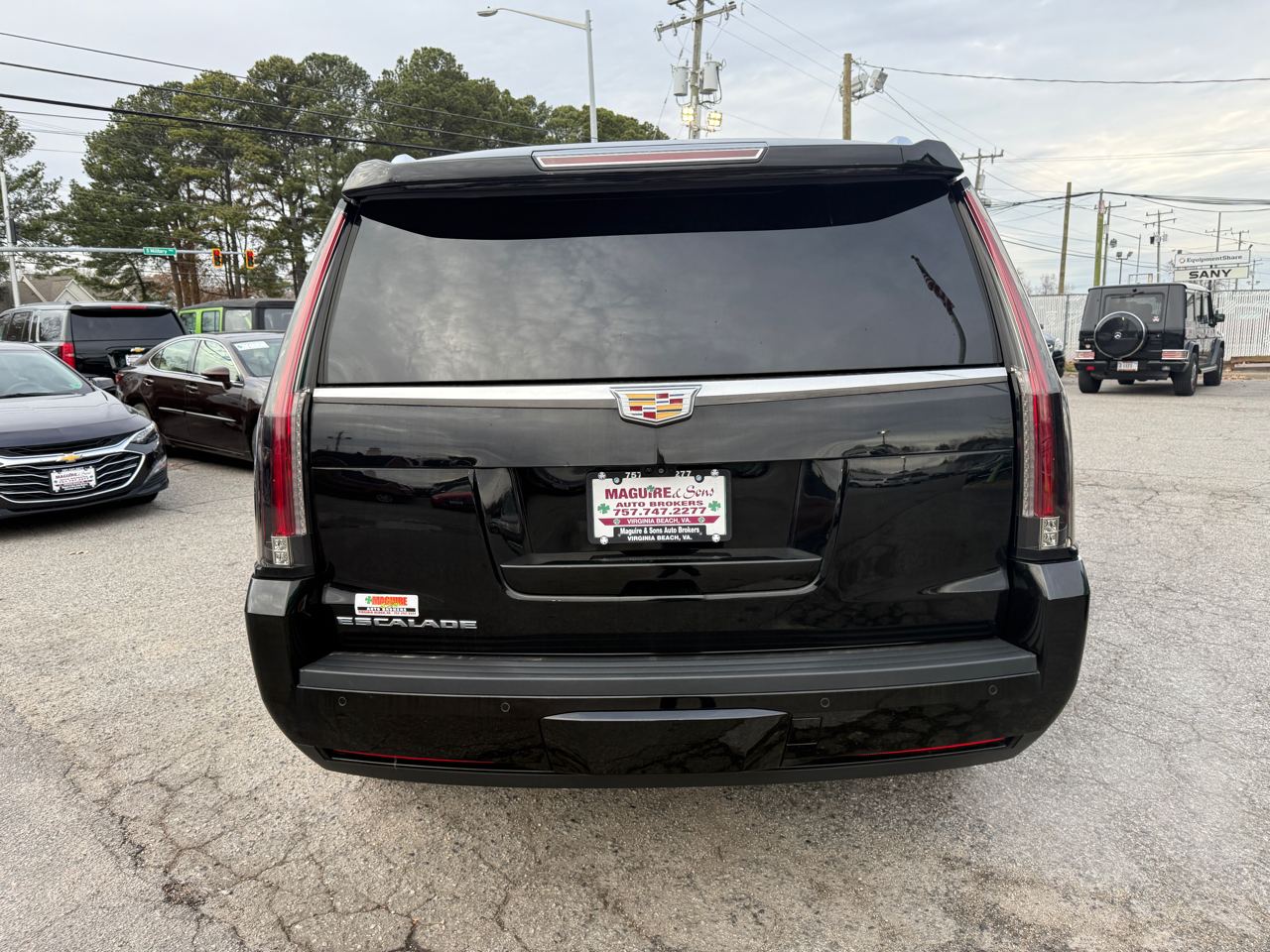 Cadillac Escalade 4WD 4dr Luxury 2019