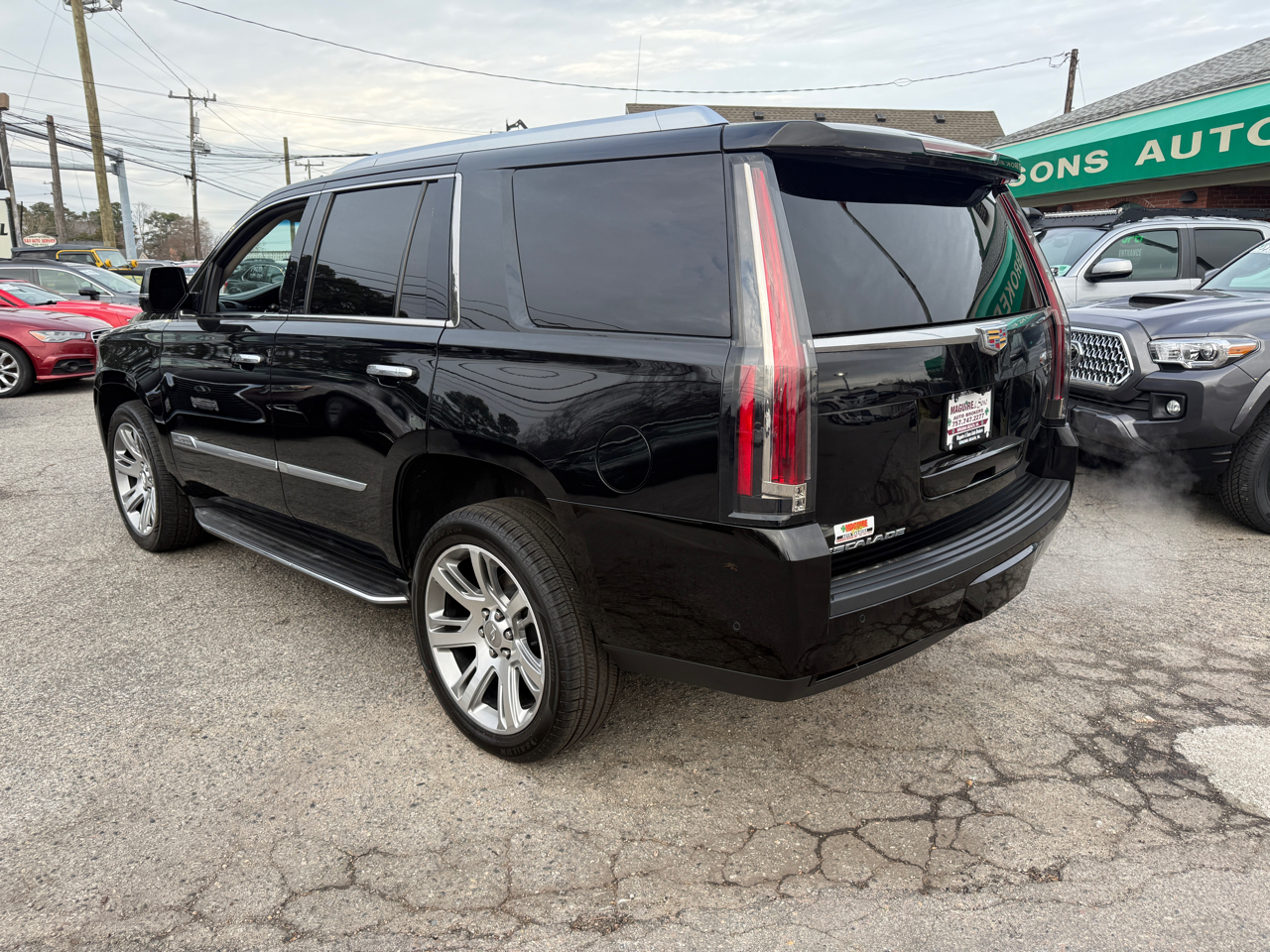 Cadillac Escalade 4WD 4dr Luxury 2019
