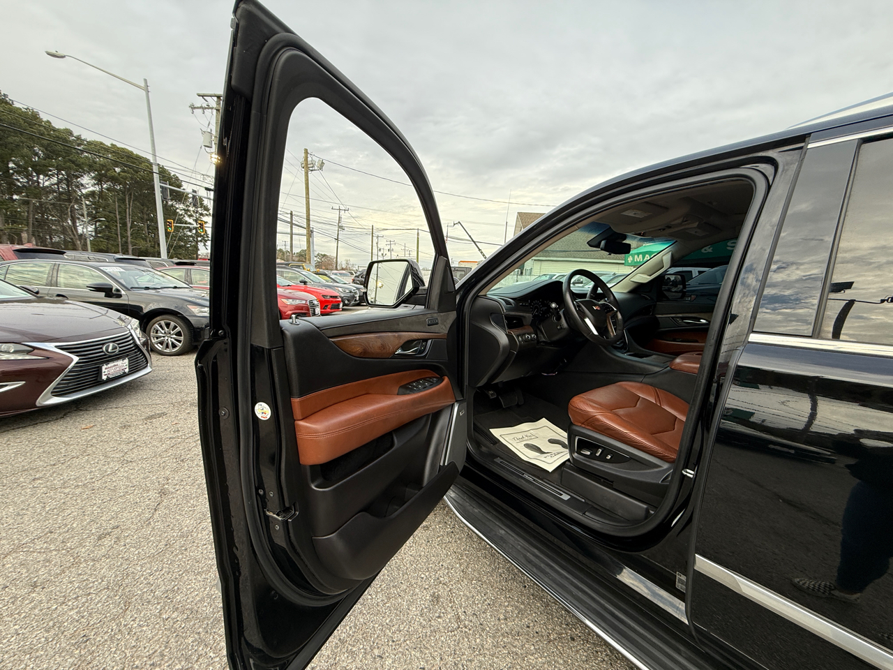 Cadillac Escalade 4WD 4dr Luxury 2019