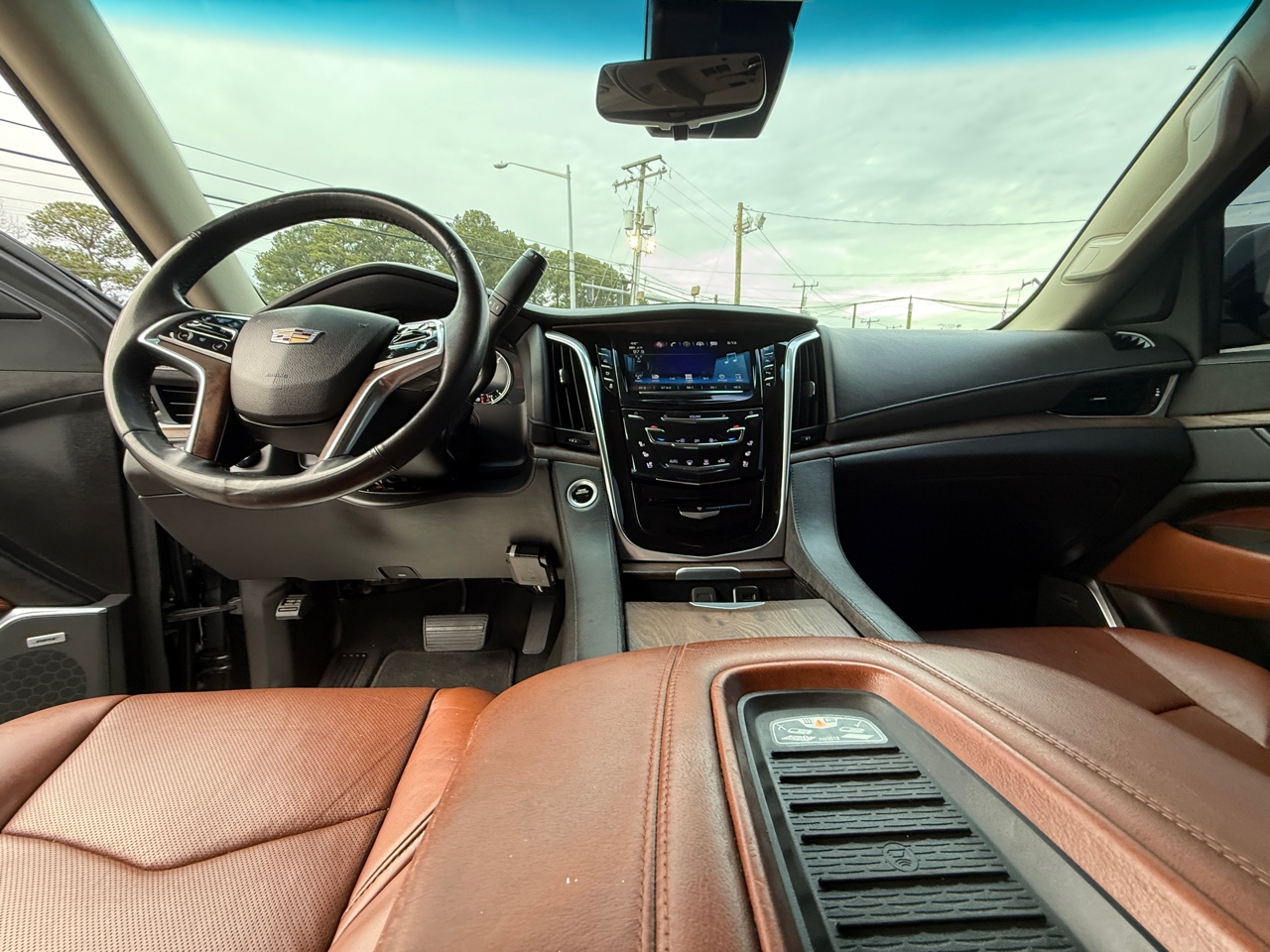 Cadillac Escalade 4WD 4dr Luxury 2019