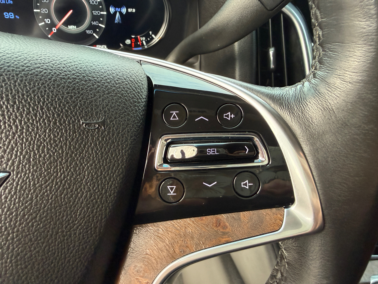 Cadillac Escalade 4WD 4dr Luxury 2019