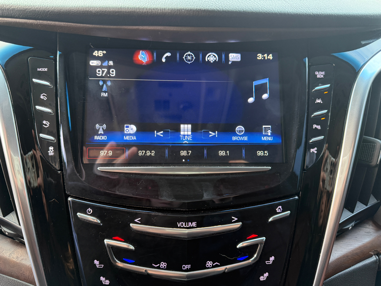 Cadillac Escalade 4WD 4dr Luxury 2019