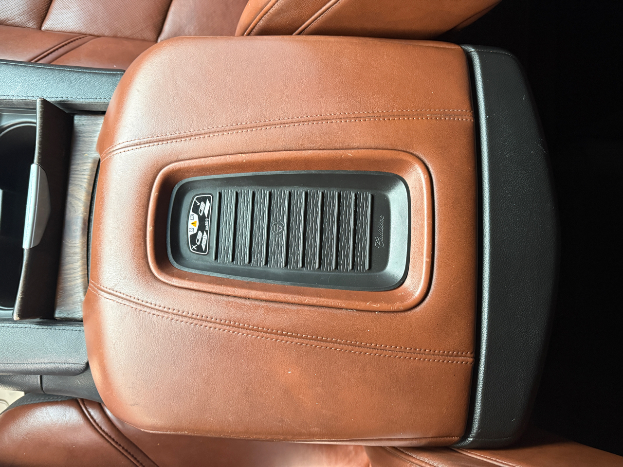 Cadillac Escalade 4WD 4dr Luxury 2019